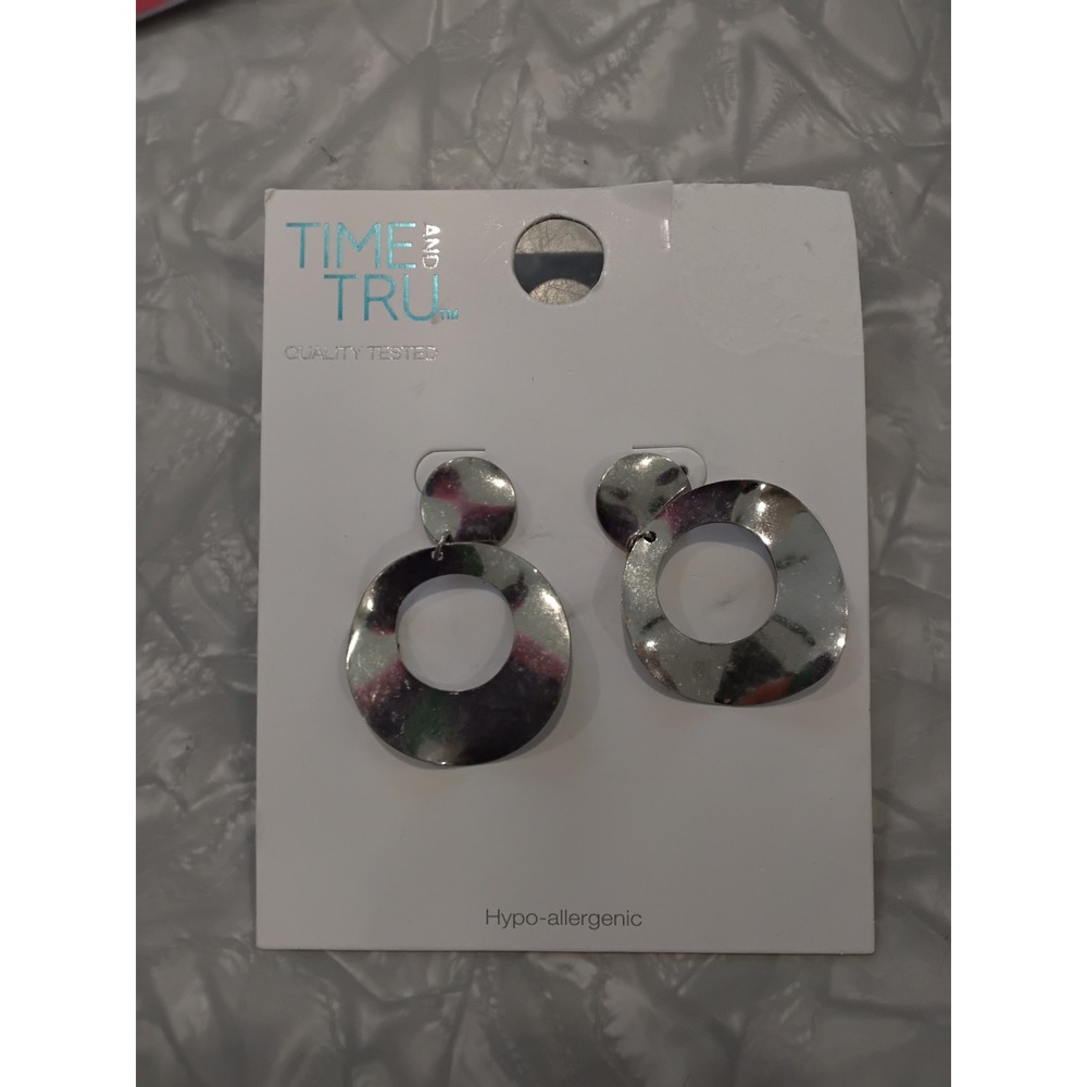 Time and Tru Women Silver Tone Geometric Hoop Drop Earrings Hypoallergenic